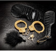 Набор Beginners Fantasy Kit из наручников, пуховки, маски и шлепалки