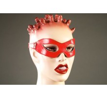 Красная лакированная маска-очки