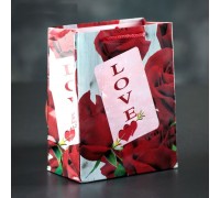 Подарочный пакет  Love  с розами - 15 х 12 см.