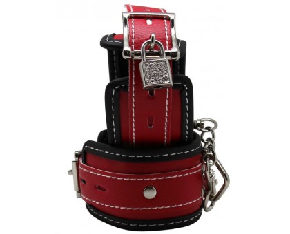 Красно-черные регулируемые наручники с фиксацией на карабинах