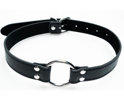 Черный кляп-расширитель с кольцом на ремешке