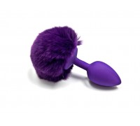 Фиолетовая силиконовая анальная пробка с пушистым хвостиком зайчика