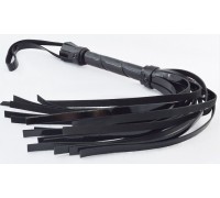 Небольшая чёрная лаковая плеть - 40 см.