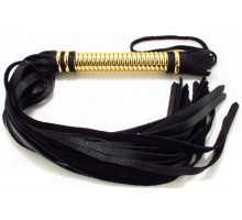 Чёрная кожаная плетка с золотистой рукоятью - 45 см.