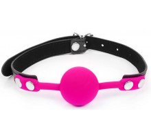 Розовый кляп-шарик с черным регулируемым ремешком