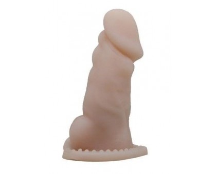 Телесная закрытая насадка на пенис с вибрацией - 13,3 см.